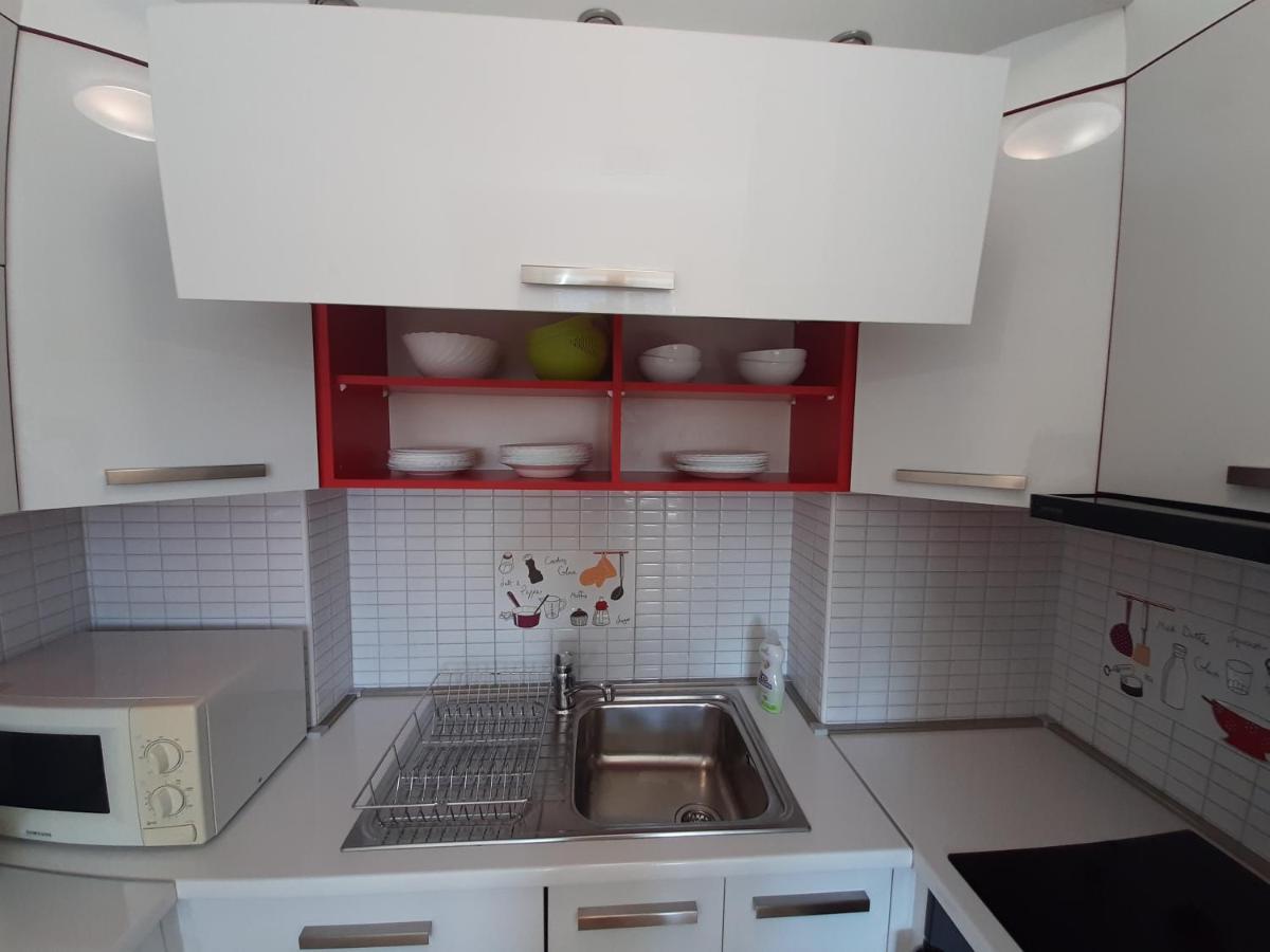 Apartman U Centru Makarske Макарска Экстерьер фото