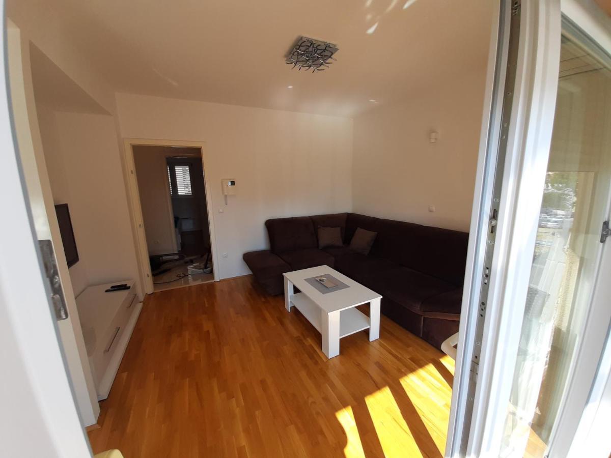 Apartman U Centru Makarske Макарска Экстерьер фото